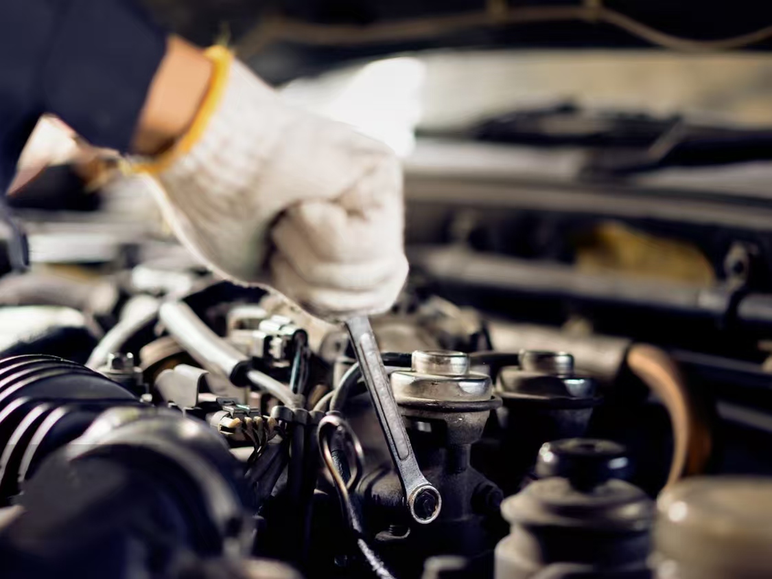 1739322198962728.jpg 修车31.jpg